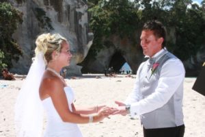 Eloping weddings Cathedral Cove